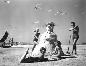Beach Snowman
