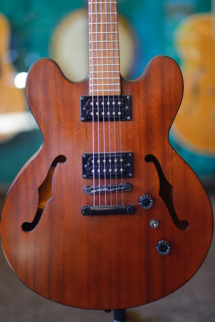 Epiphone Dot Studio WB  McCabe's 